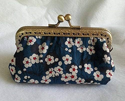 clasp purse