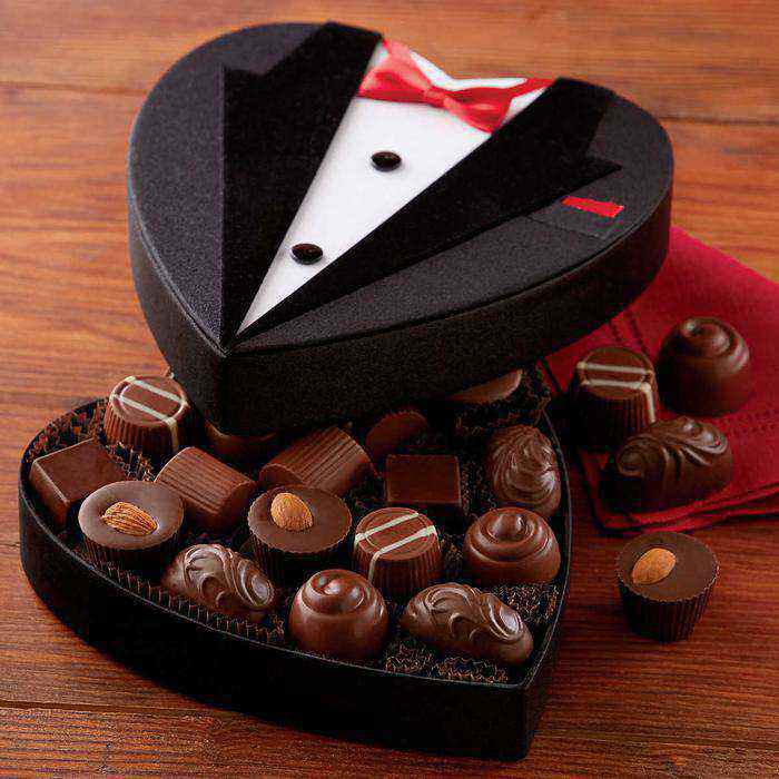 harry-david-tuxedo-box-of-chocolates